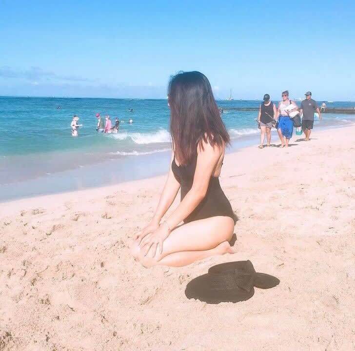 She Must Have The Power Of Levitation
