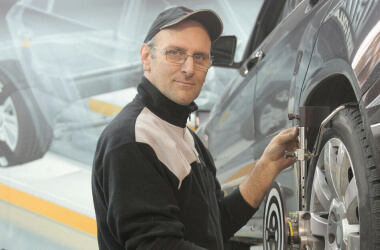 Signs Your Mechanic Might Not Be Telling You the Whole Truth