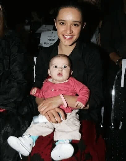 Keisha Castle-Hughes — 17