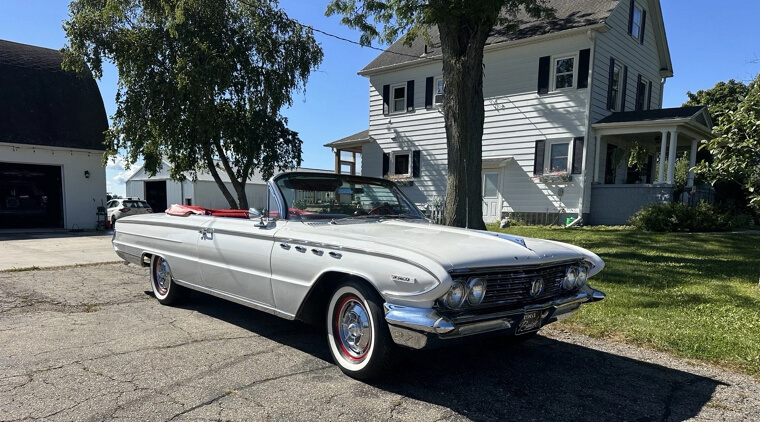 1961 Buick Electra 225 - $30,000.00