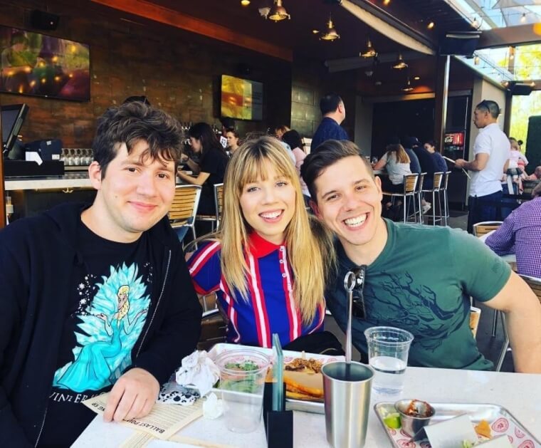 Jennette, Dustin, And Marcus McCurdy