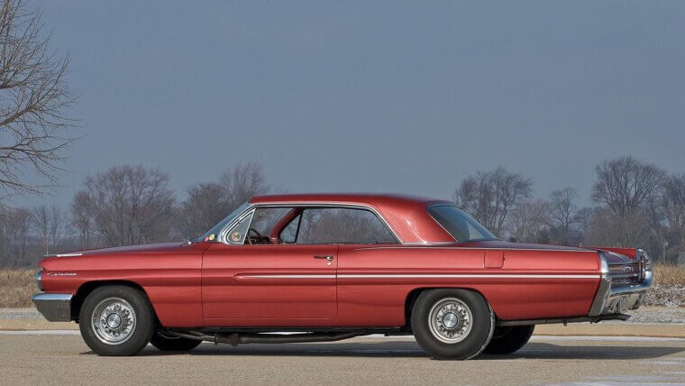 The Family-Sized Pontiac Catalina Every Week