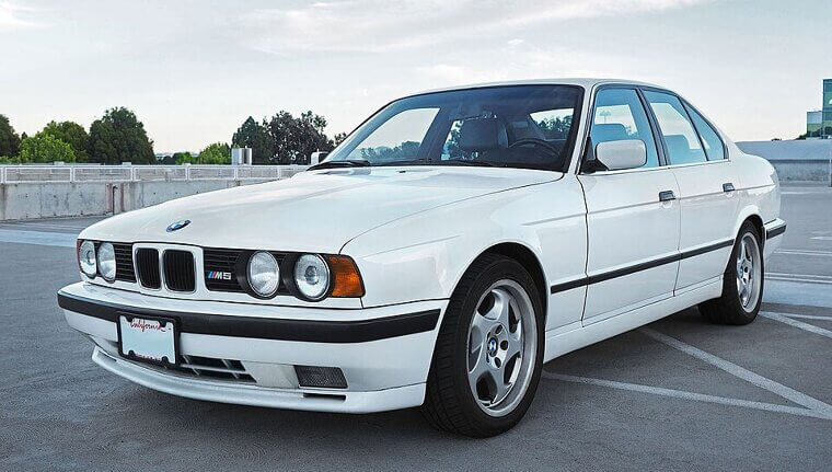 BMW E34 M5