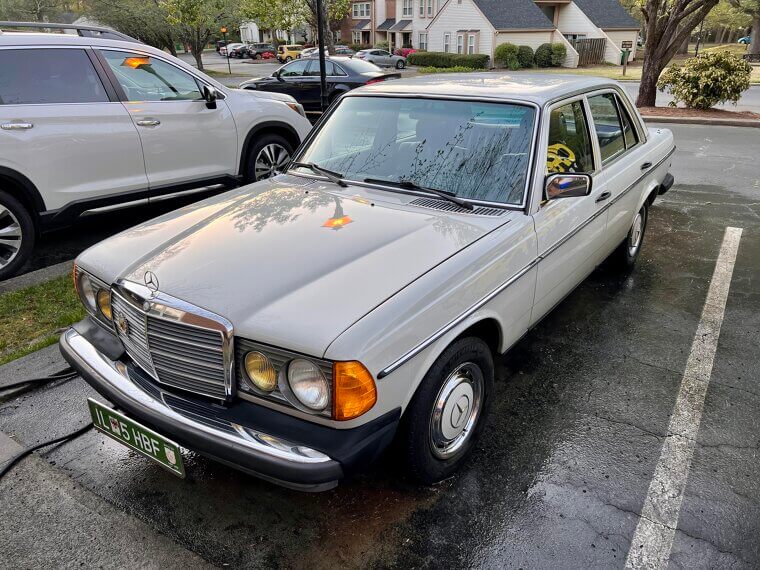 ​Mercedes-Benz W123