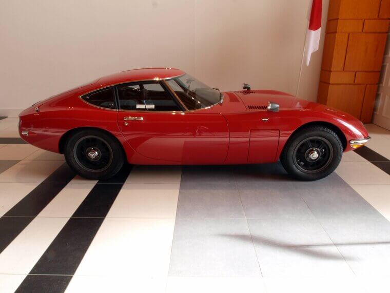 Toyota 2000GT