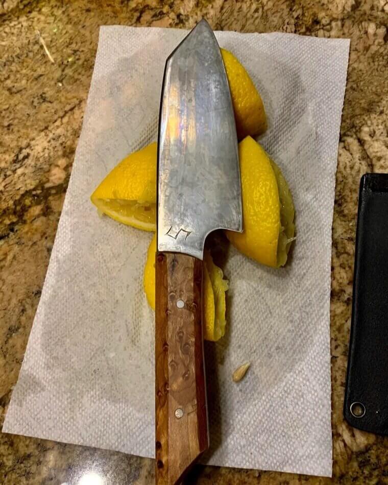 Reviva as facas de cozinha enferrujadas