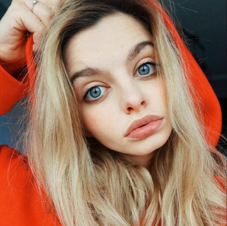 Having Big Eyes Doesn't Mean A Person Can See Well