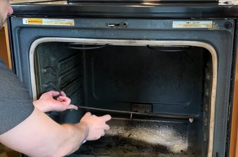 Oven Cleaner and Bleach