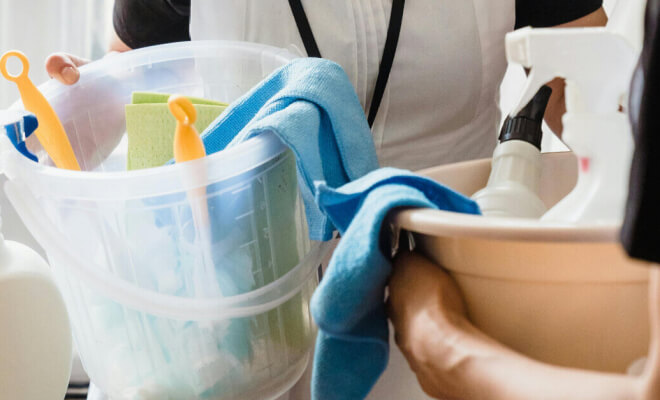 Household Chemicals You Should Never Mix While DIYing