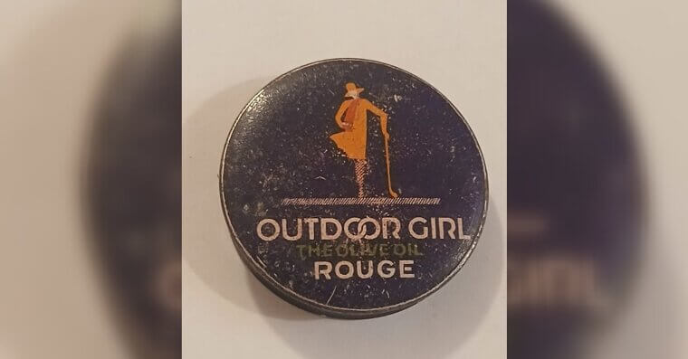 Outdoor Girl 1930s Rouge