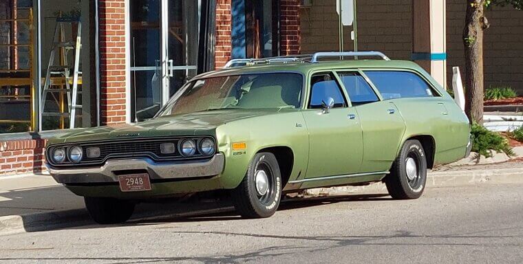 Plymouth Satellite Wagon