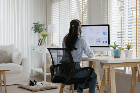 10 Must-Have Desk Essentials for a High-Performance Workspace