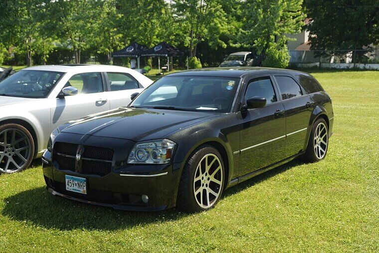 Dodge Magnum SRT8 (2005)