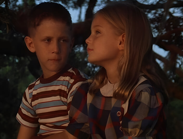 Hanna R. Hall As Young Jenny