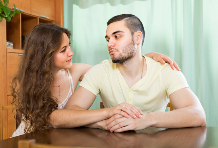 Il sait comment faire des compromis et faire en sorte que la relation fonctionne.