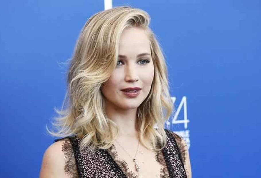 8 Celebrities Reveal Their Secrets for Glowing, Healthy & Beautiful Skin