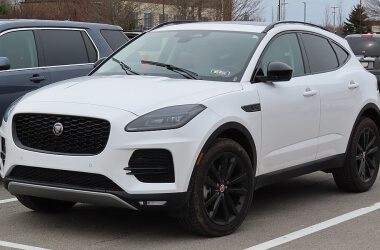 These Luxury SUVs Had Style, but Not Everyone Was Satisfied